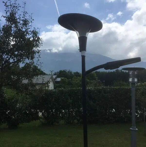 UFO solar garden light 18W