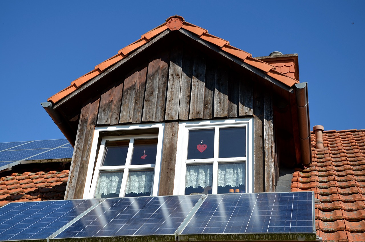 photovoltaic, house, roof-533688.jpg